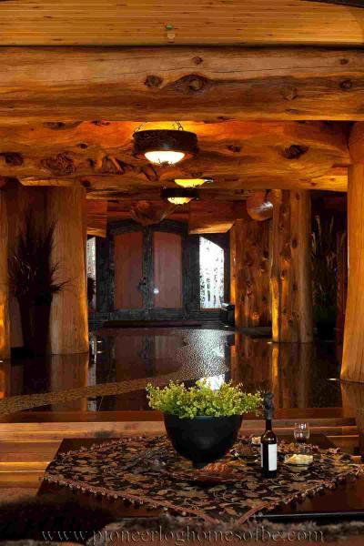 木别墅走廊楼梯欣赏三6205 帖子ID:1962-木图网-木结构之家 www.woodpic.cn